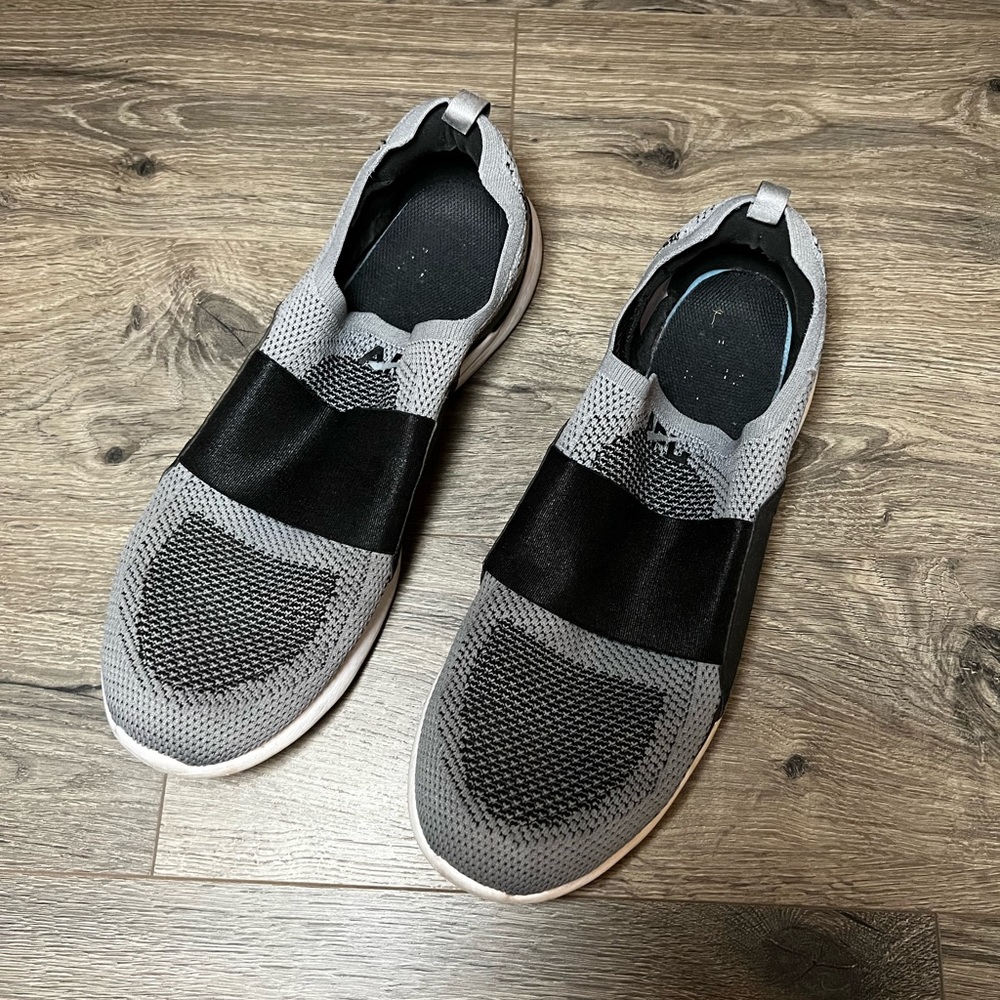 APL Sneakers